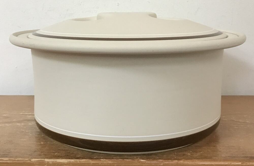 Vtg 70s Arita Genesis Beige 5245 Japanese Stoneware Caserole Dish w Lid 10.5"